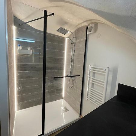 Maison Stabatio Appartement Pierre 르몬티얼레벵즈 외부 사진
