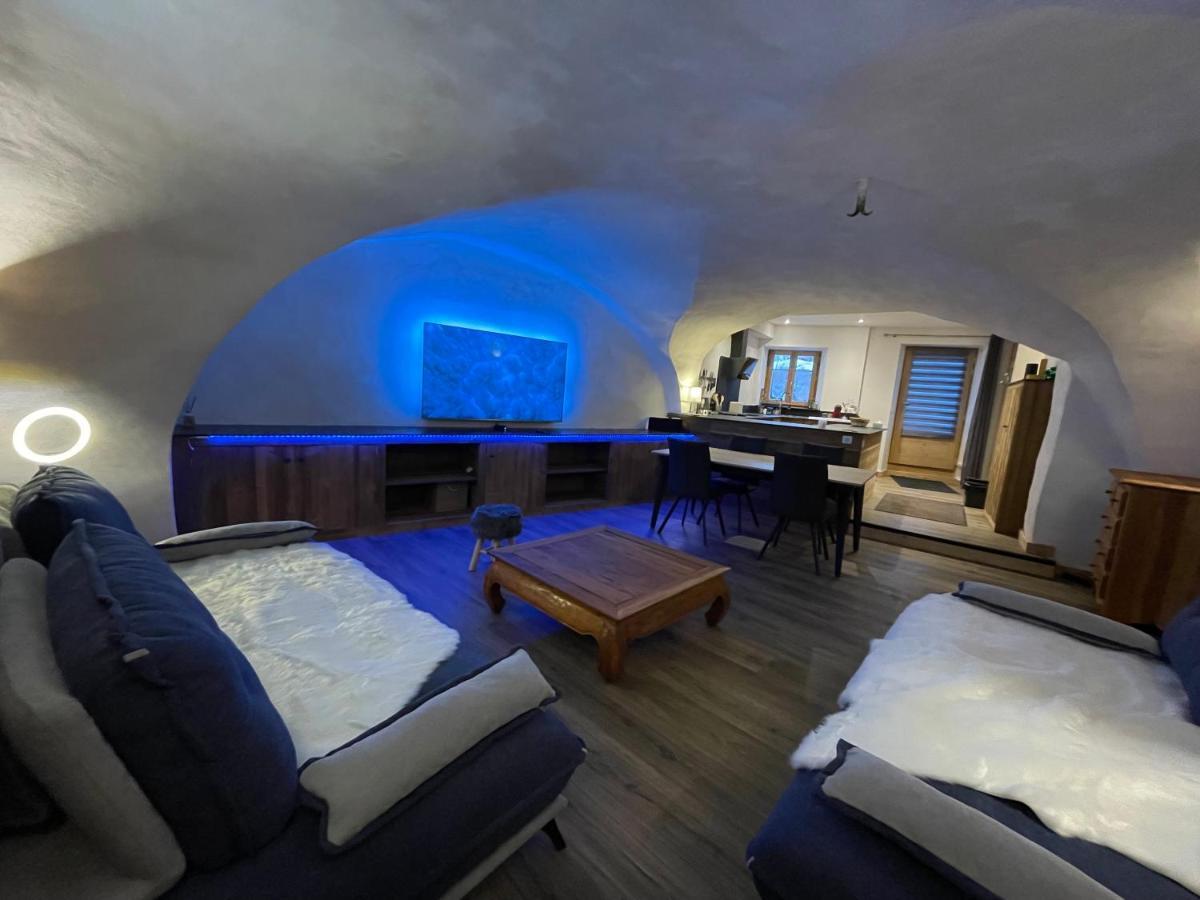 Maison Stabatio Appartement Pierre 르몬티얼레벵즈 외부 사진