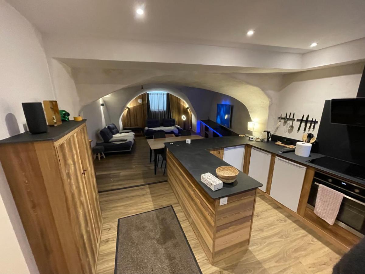 Maison Stabatio Appartement Pierre 르몬티얼레벵즈 외부 사진