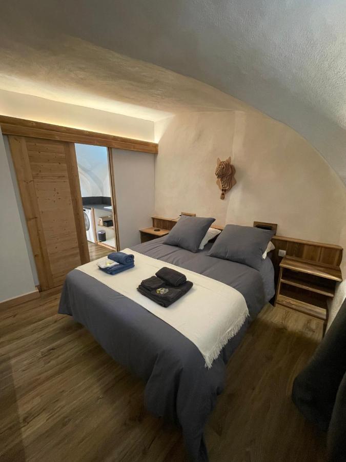 Maison Stabatio Appartement Pierre 르몬티얼레벵즈 외부 사진